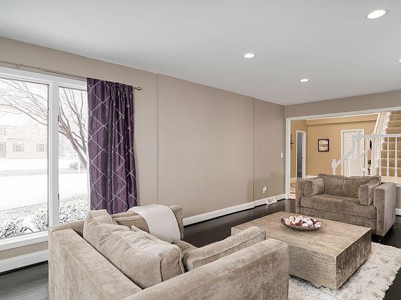 5th image of 8393 Black Walnut Dr