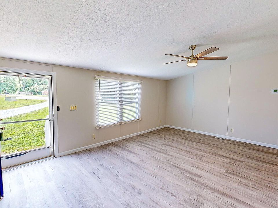 1st image of 120 Yellington Ln