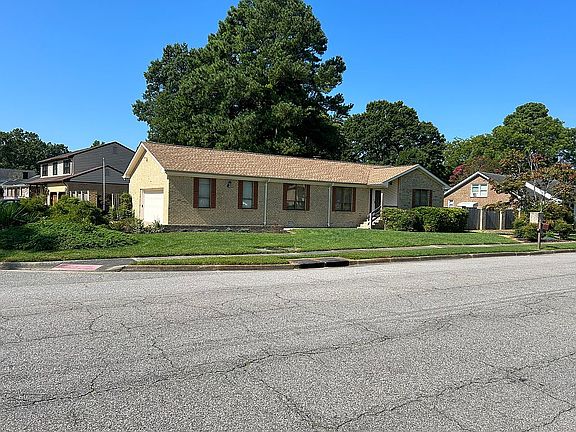 4th image of 5433 Parliament Dr