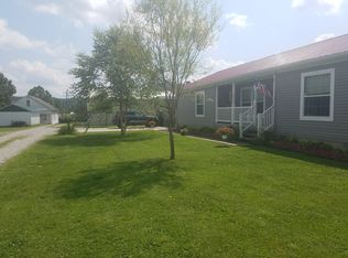 204 Fletcher St, Middlebourne, WV 26149