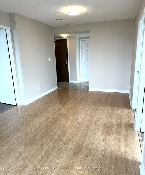 35 Hollywood Ave #1620 — Photo 4