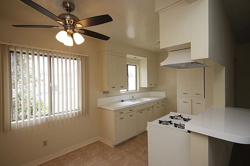 2nd image of 523 E Live Oak Ave APT H