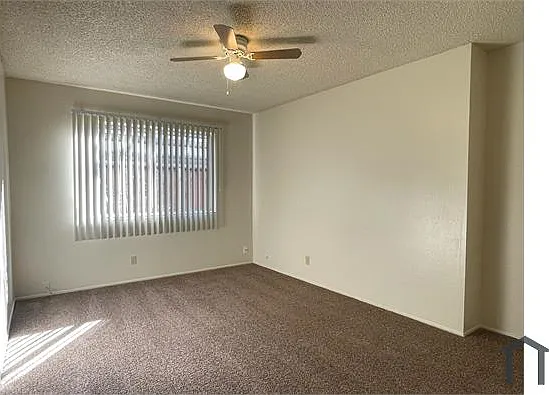 451 Fleming Ave E — Photo 8