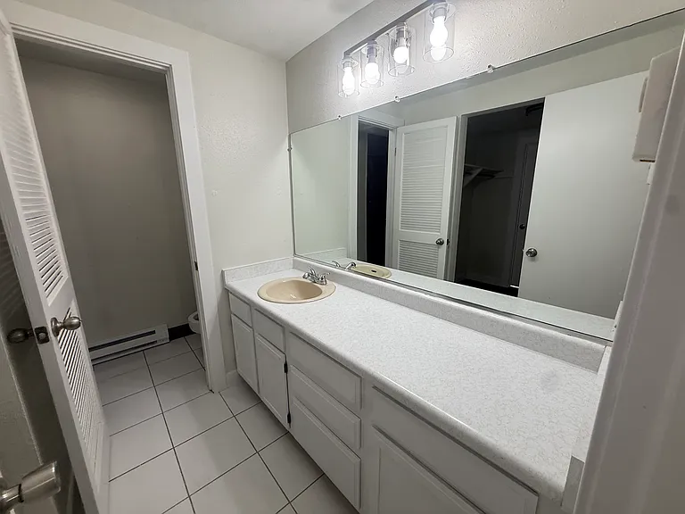 600 Bogue St #1 — Photo 7
