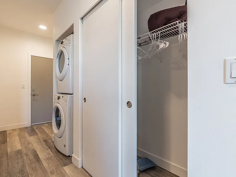 TOD Apartments — Photo 15