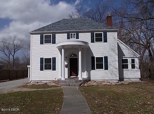 2008 Richview Rd, Mount Vernon, IL 62864