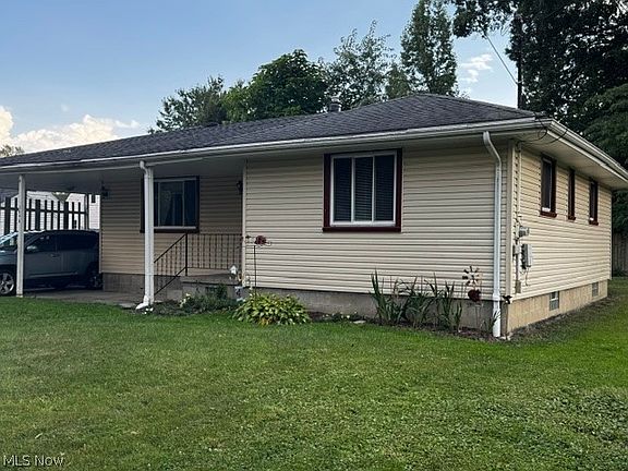 2nd image of 2846 Catalpa St SE