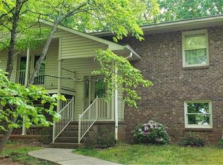 2127 Beeson Rd, Oak Ridge, NC 27310