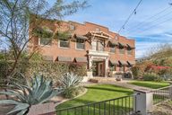 W Roosevelt St 102-002.jpg