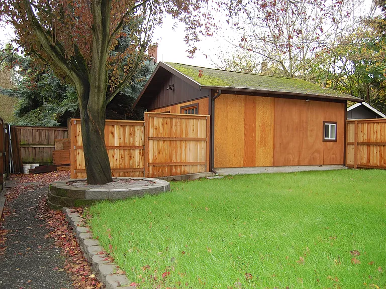 2950 SE Main St #B — Photo 3
