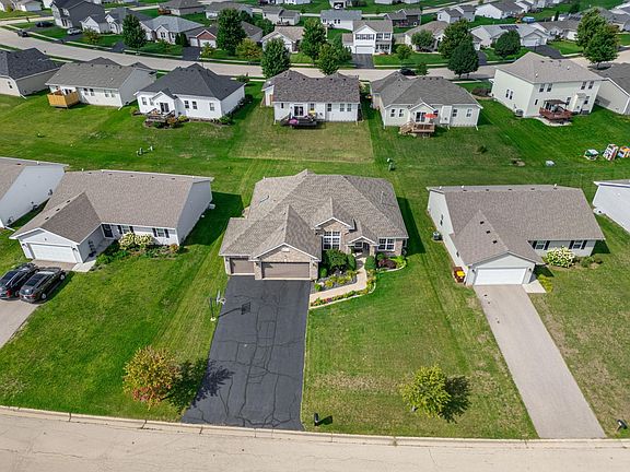 4th image of 2150 Ridge Ave