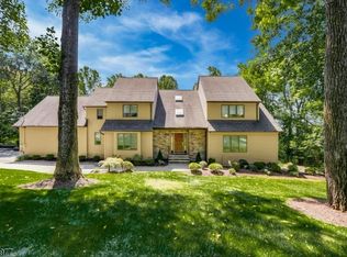 1175 Long Hill Rd, Stirling, NJ 07980