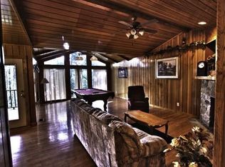 656 Gloryland Way, Pigeon Forge, TN 37863