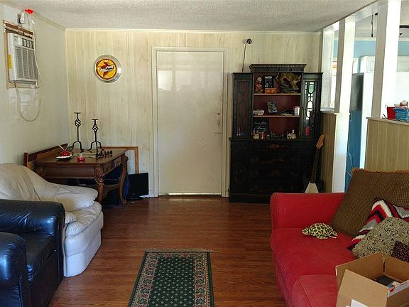 5th image of 833 Lucerne Ave