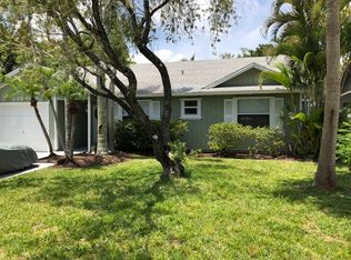 6798 SE Raintree Ave, Stuart, FL 34997
