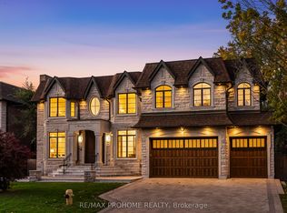 8 Worsley Ct, Markham, ON L3R1V4