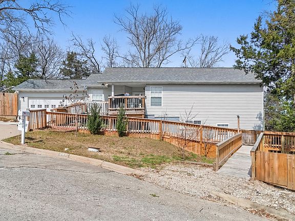 3rd image of 289 Fox Ridge Road