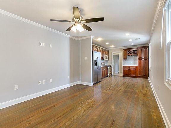 4th image of 519-21 6th St