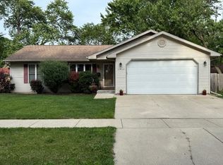 1411 S Pearl St, Janesville, WI 53546