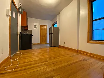 Rented by Best Apartments North Inc