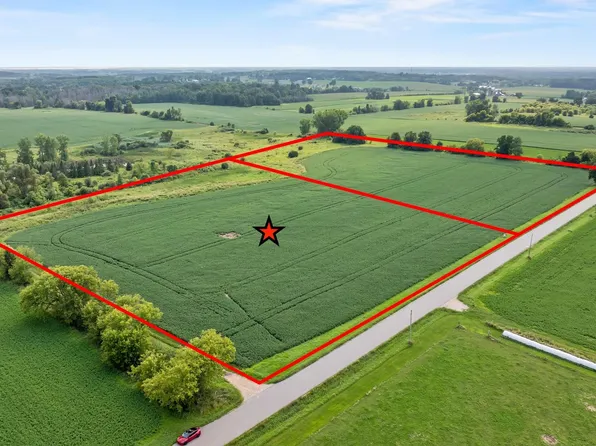 Brehmer Rd, Fremont, WI 54940