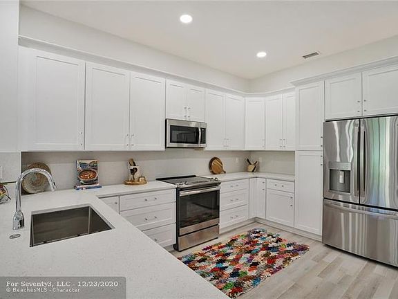 2nd image of 10200 Lombardy Dr #10200