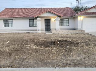 15672 Via Cartagena St, Hesperia, CA 92345