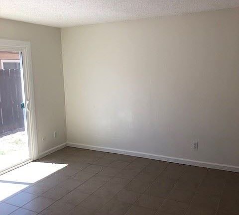 5th image of 743 N Hickory St APT A