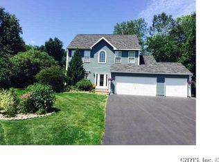 6203 Alletta Cir, Baldwinsville, NY