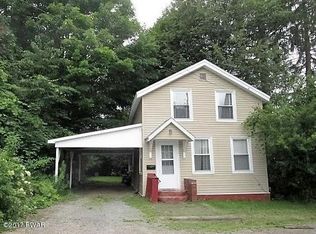 14 Old Bridge St, Hancock, NY