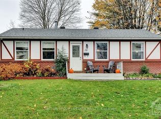 20 Dundegan Dr, Ottawa, ON K2L1P8
