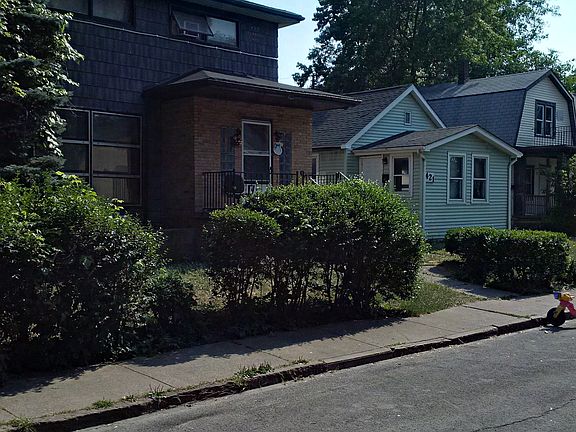2nd image of 423 Elmwood Ave #2