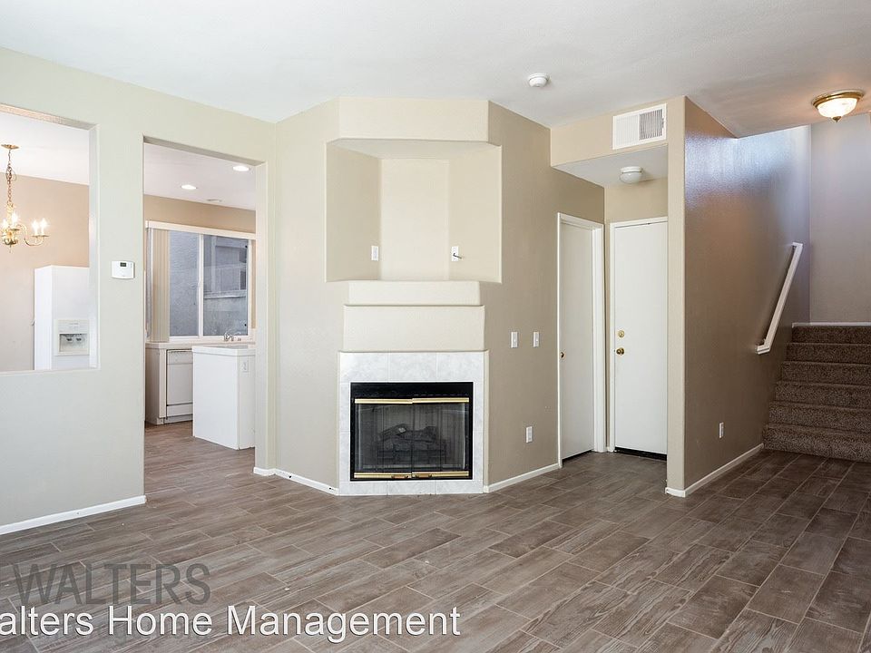 1st image of 881 Mackenzie Dr