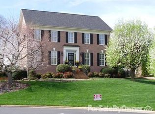 1004 38th Ave NE, Hickory, NC 28601