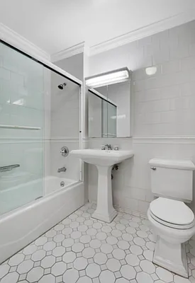 Rented by Compass | media 27