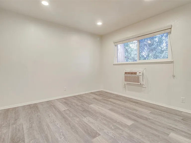 131 Cerrito Avenue — Photo 4