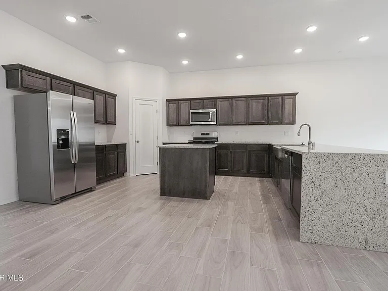 14313 Steve Joyce Pkwy — Photo 8