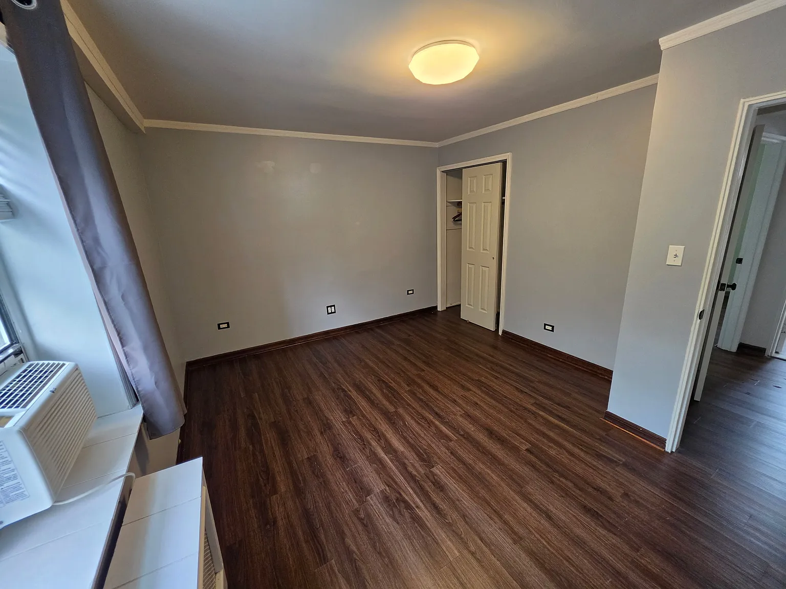 2 bed, 820 sqft, $2,500 — Photo 2