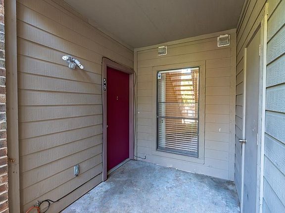 2nd image of 1614 Pecan Chase Cir APT 59