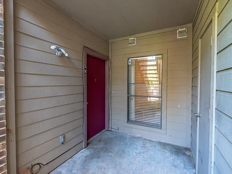 1614 Pecan Chase Cir #59 — Photo 2