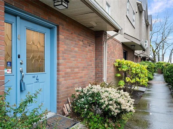 108 Dallas Rd #4, Victoria, BC V8V 1A3