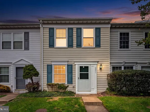 2471 Fox Trot Ter, Reston, VA 20191