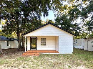 804 Chestnut Ave, Crestview, FL 32539
