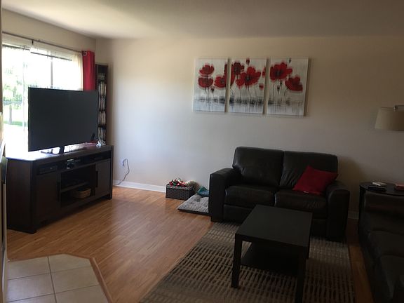 5th image of 805 Summer Hawk Dr Unit M77