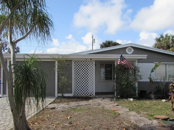 1558 NE Sunview Ter #1, Jensen Beach, FL 34957