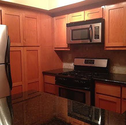 4th image of 698 S Berendo St APT 202