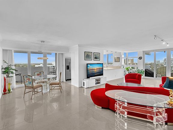 3rd image of 1370 S Ocean Boulevard #1205