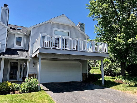 2nd image of 2 Leeward Ln
