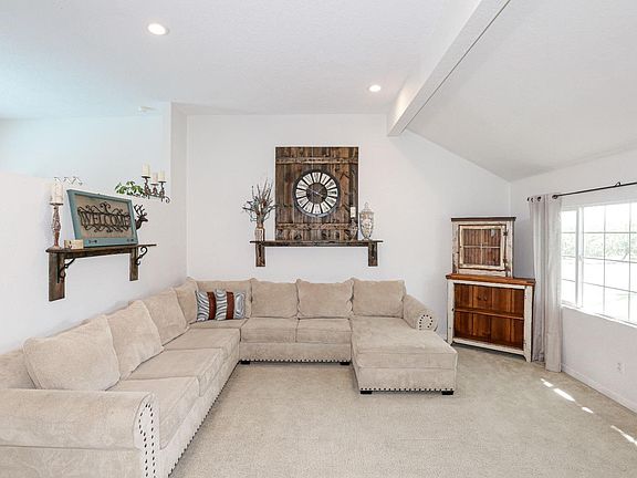 4th image of 2152 Ashwood Dr