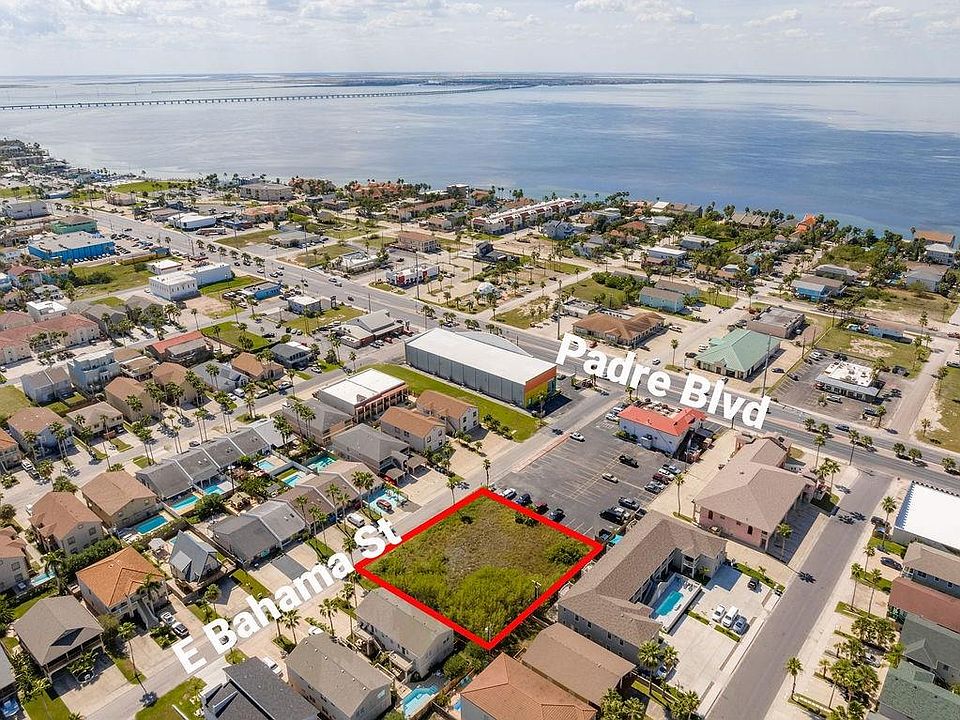 1st image of E Bahama St